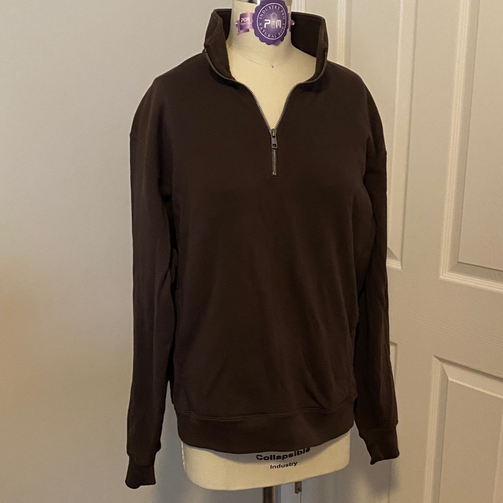Uniqlo Men's Brown 1/4  Zip-Up Sweatshirt with pockets